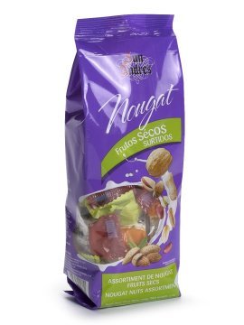 Ассорти из орешков в нуге фото