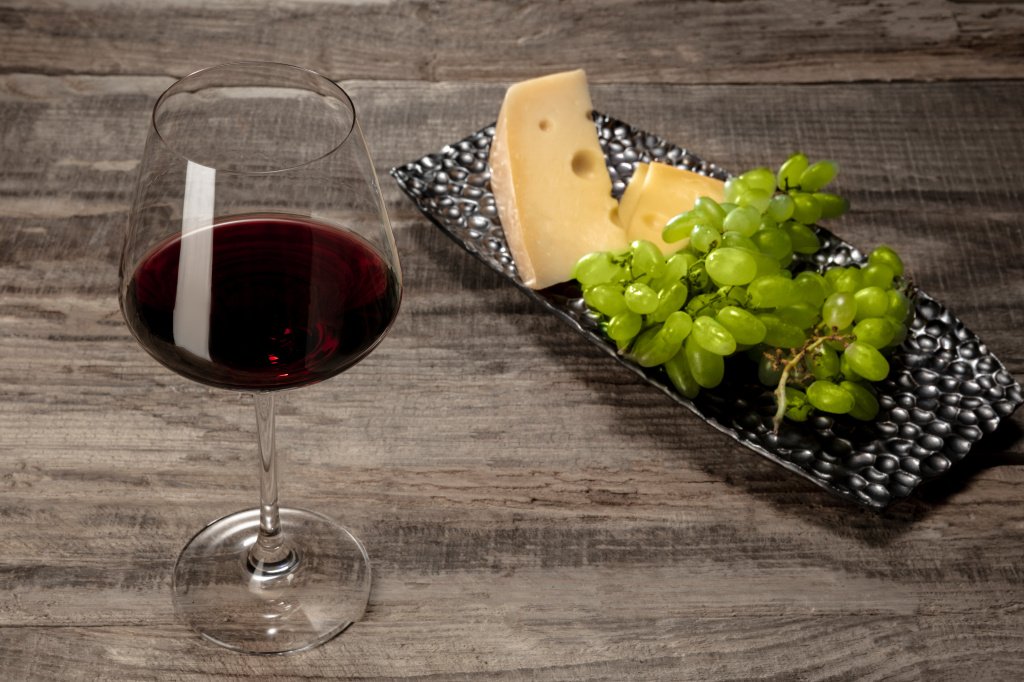 При производстве органических вин запрещено использование синтетических добавок