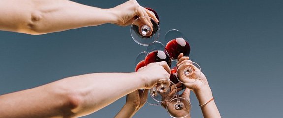 Работа над ошибками. Рассказываем про стереотипы о вине Работа над ошибками. Рассказываем про стереотипы о вине