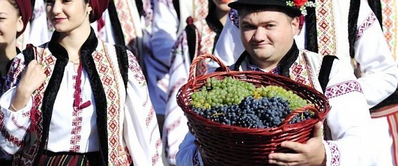 2 октября - Национальный день вина в Молдавии. Рассказываем про виноделие страны 2 октября - Национальный день вина в Молдавии. Рассказываем про виноделие страны